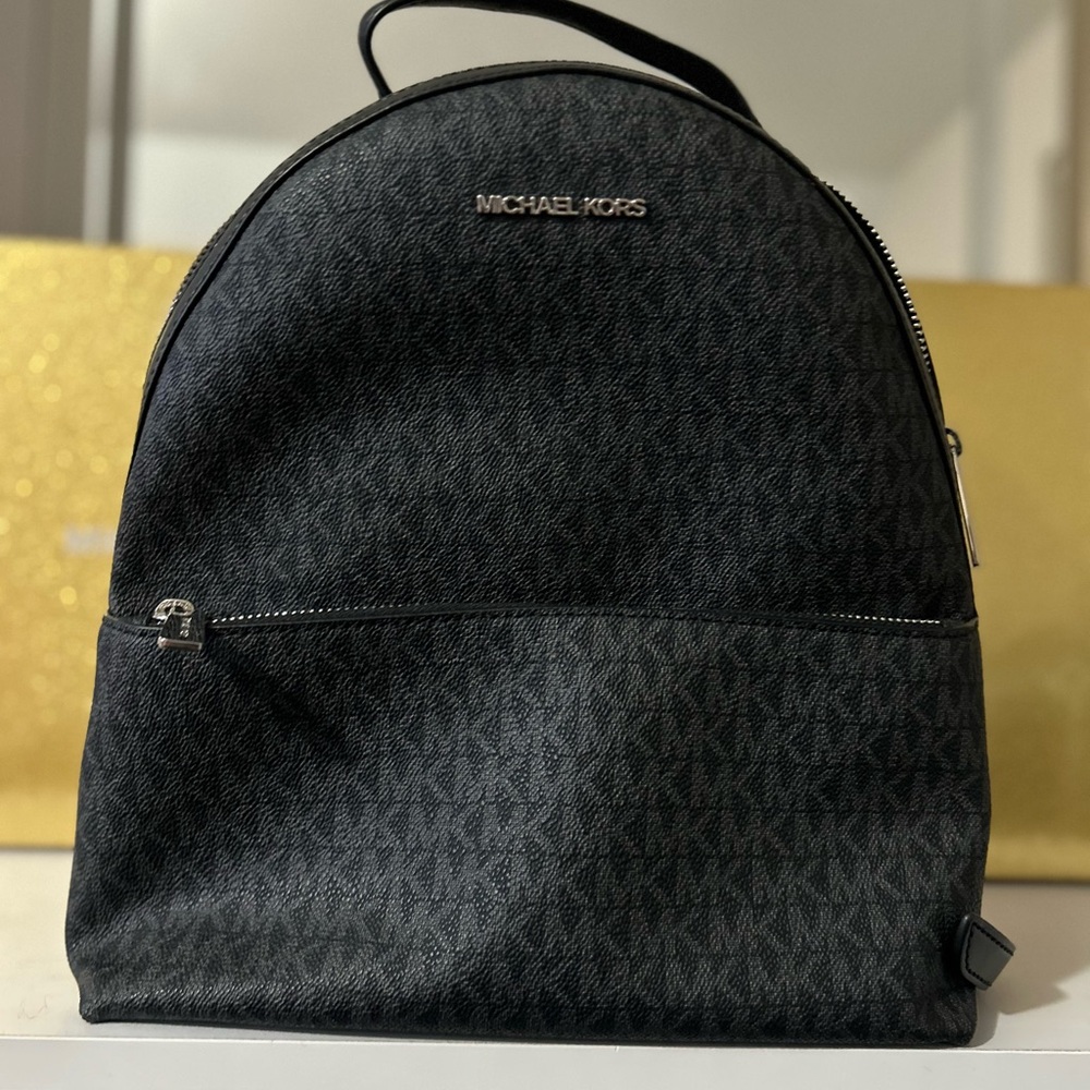 Michael Kors Black Backpack Medium with Wallet
